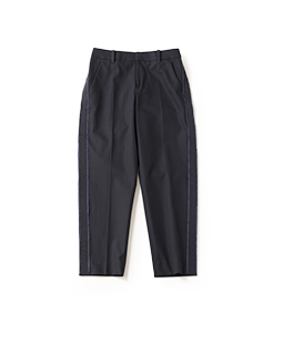 Compact twill side tape pants