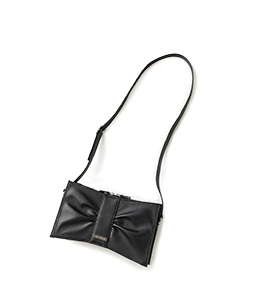 Box ribbon shoulder bag