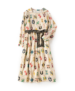 Flower crests dormitory dress