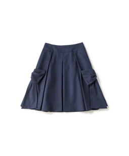 Side ribbon skirt