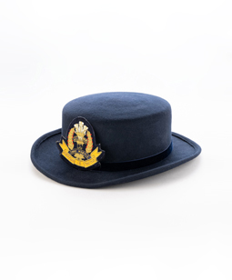 Royal emblem wool hat
