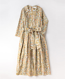 Alphabet chromos square collar dress