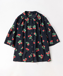 Berries meet cherries blouse