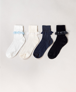 Folklore lace-trim socks