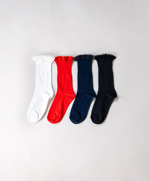 Lace-trim socks