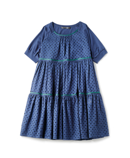 Square-cut lace T-cloth tiered dress