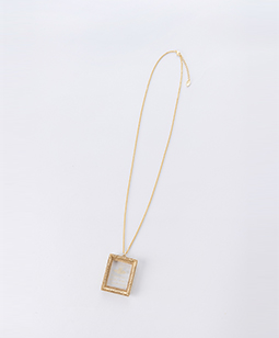 Eternal Frames pendant