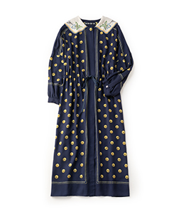 Granny’s buttons cloth collar dress